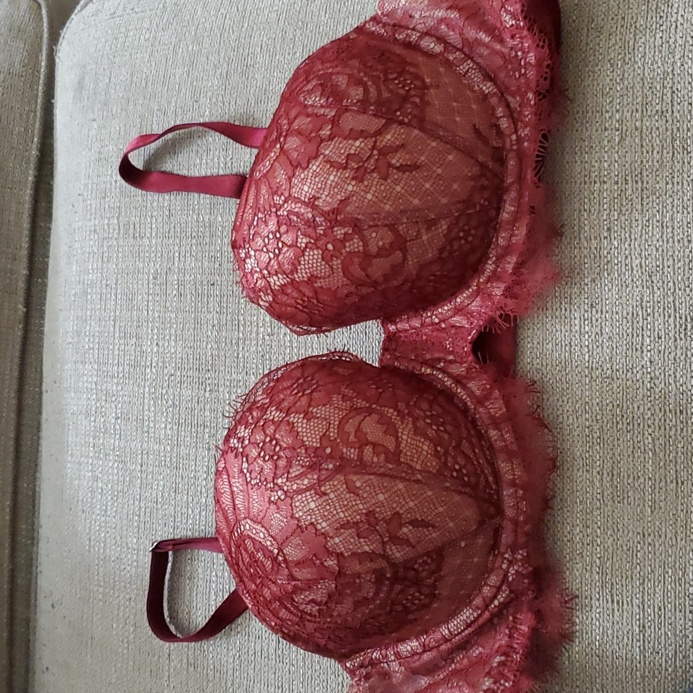 Victoria's Secret Dream Angel's Lined Demi (Red)